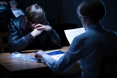Oproep: Jongeren gezocht voor een interview over jouw recht op een advocaat